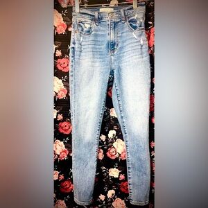 Abercrombie & Fitch The Super Skinny Ankle High Rise 00s